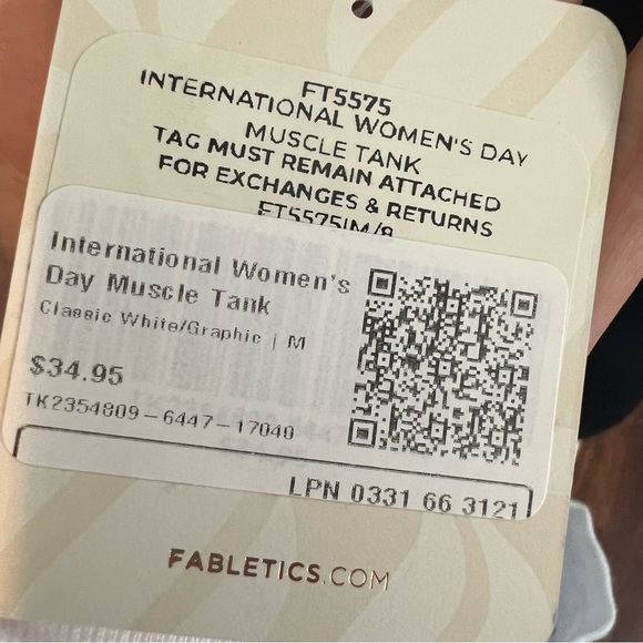 3/$30 🍂 Fabletics International Women's Day Muscle Tank - Picture 8 of 8